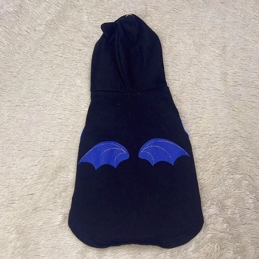 Simply Wag Extra small Dog Sleeveless Hoodie Bat Ears/Face/Wings